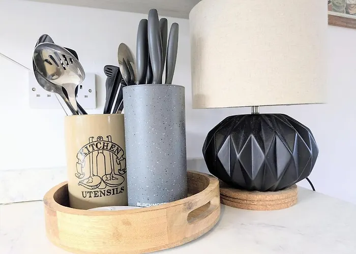 The Willows With Parking