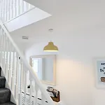 Holiday home The Willows With Parking York