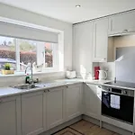 Holiday home The Willows With Parking York