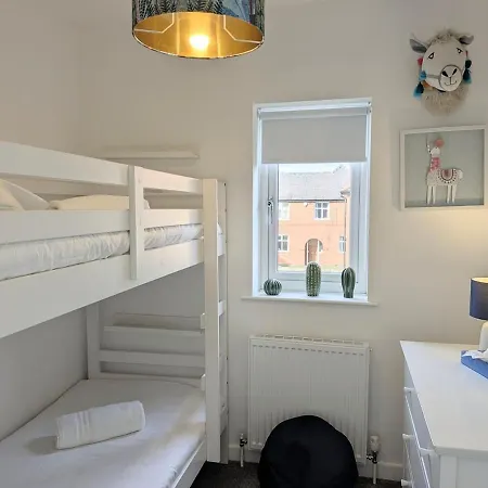 The Willows With Parking בית נופש
