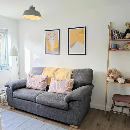 Holiday home The Willows With Parking York