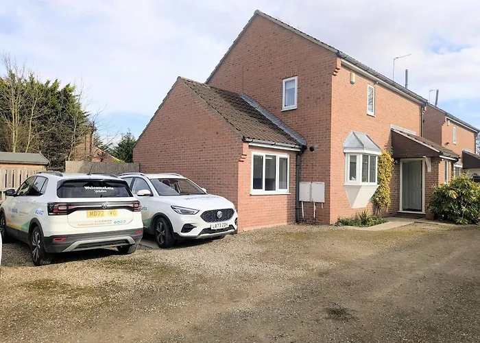 The Willows With Parking * 约克