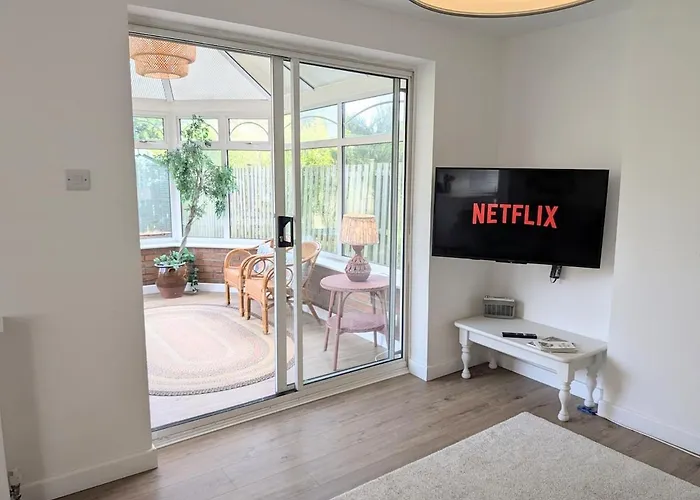 The Willows With Parking יורק