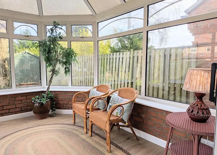 Holiday home The Willows With Parking York